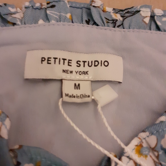 Knee high dress - Picture 2 of 3